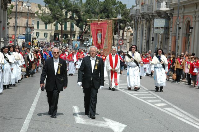 Confraternite2006_20060604-114226-DSC_1201.jpg